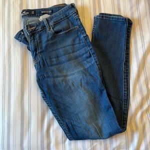 Hollister Super Skinny Jeans